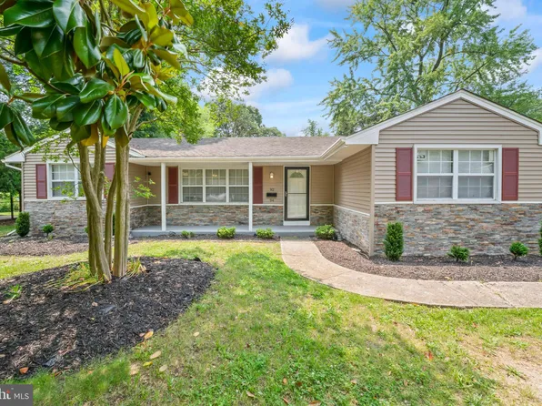 94 E Oak Ave, Lawnside, NJ 08045