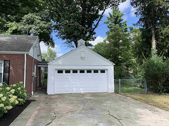 3rd image of 3512 W Godman Ave