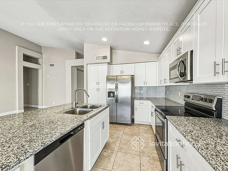 17507 N Kimberly Way — Photo 8