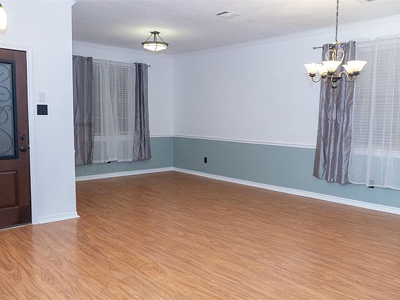 4th image of 18507 Polo Meadow Dr