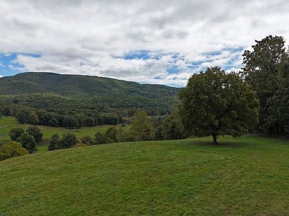 4th image of 4068 Jackson River Rd