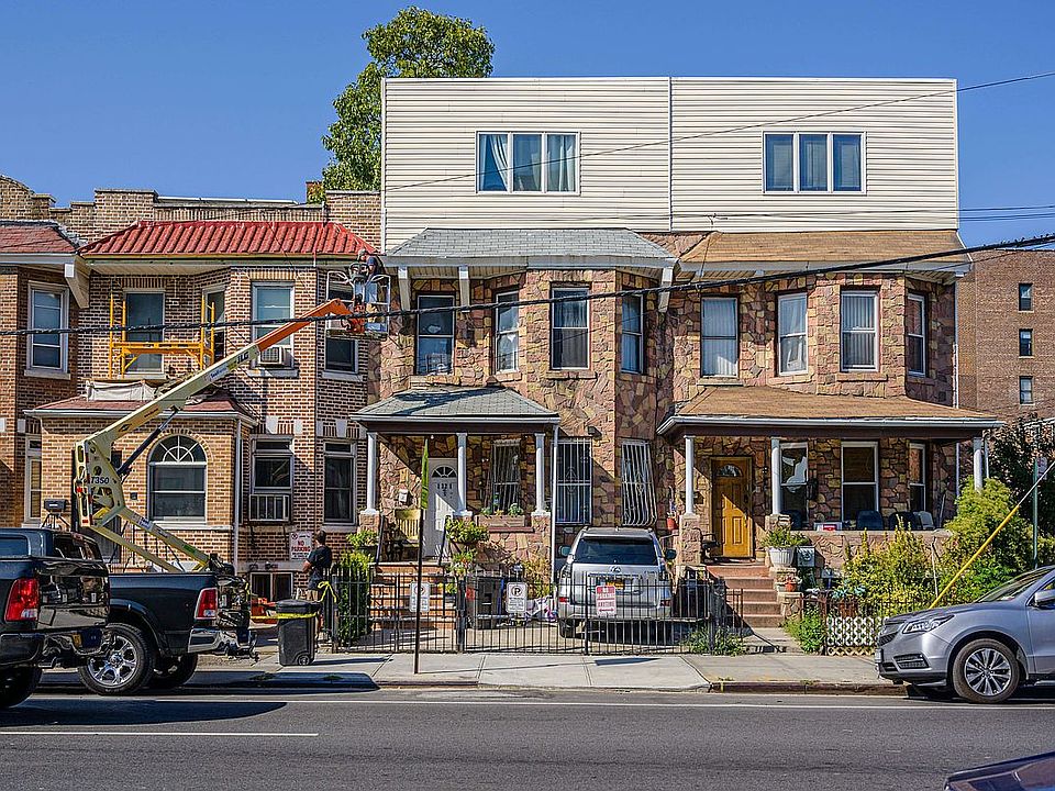 1st image of 1221 Avenue
