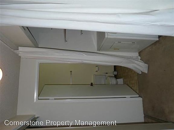 5th image of 18 Castlecrest Dr