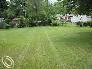 3rd image of 48135 Bluebird Dr
