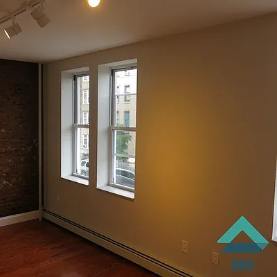 Rented by EXR | media 23