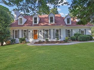 4994 Red Oak Dr, Gainesville, GA 30506