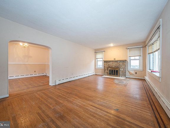 4th image of 304 Shadeland Ave