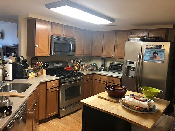 4th image of 1463 N Van Dorn St #B