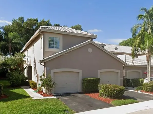 2050 Madeira Dr, Weston, FL 33327