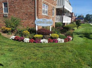 30 Daley Place #136, Lynbrook, NY 11563