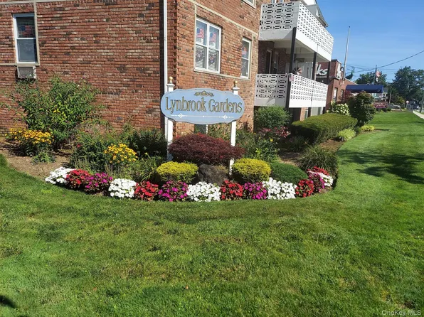 30 Daley Place #136, Lynbrook, NY 11563