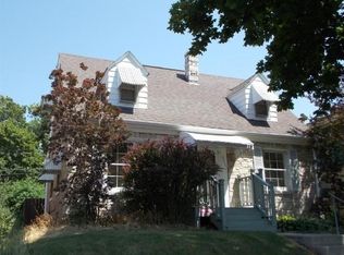 8520 W Keefe Ave, Milwaukee, WI 53222