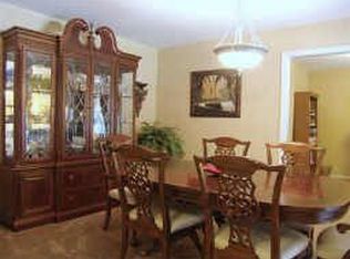 1818 Peer Dr, Houston, TX 77043