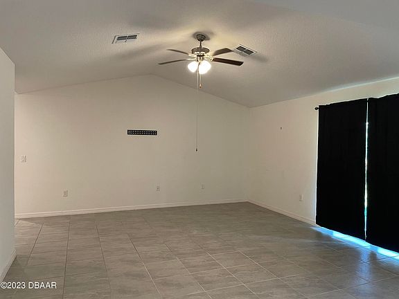 3rd image of 75 Perthshire Ln