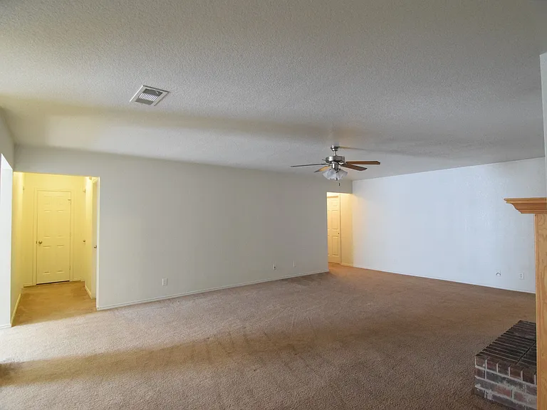 3401 Lorena Dr — Photo 12