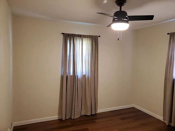 4th image of 704 W 8th St
