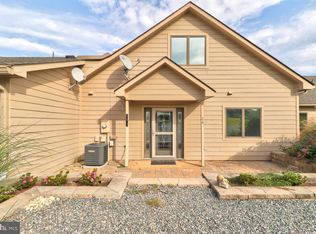 26 Tara Shores Ct, Bumpass, VA 23024