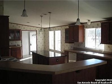5th image of 210 County Road 3823