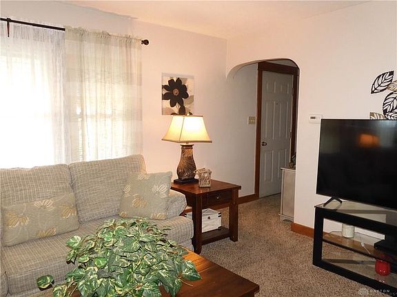 2nd image of 1801 Fauver Ave