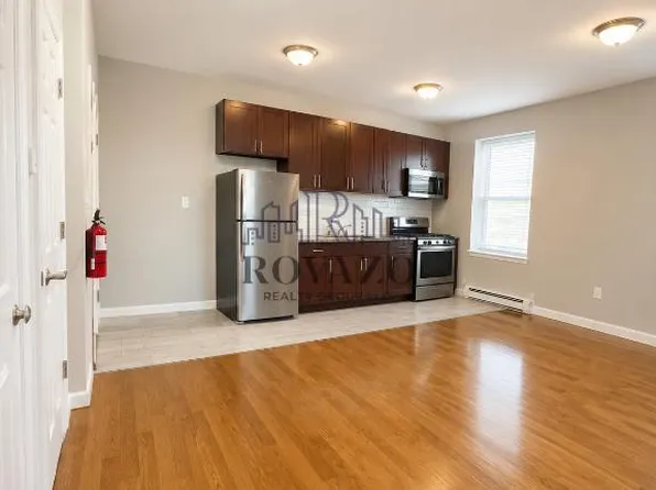 235 Munn Ave APT B5, Irvington, NJ 07111