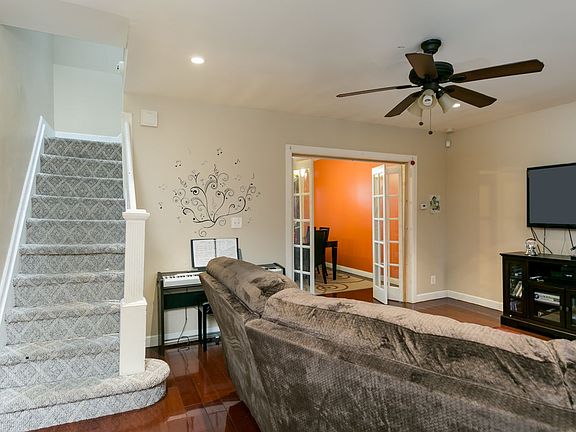 3rd image of 11311 205th St