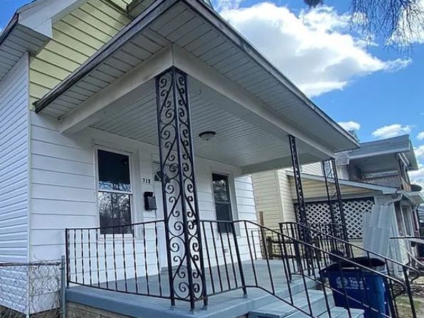 715 Raymer Blvd