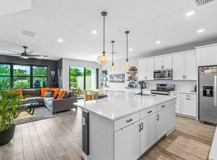 2100 Appleton Cir S, Fort Lauderdale, FL 33309