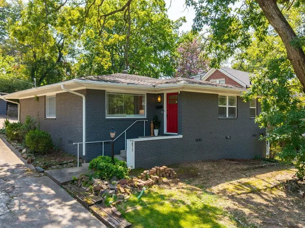 211 Colonial Ct, Little Rock, AR 72205