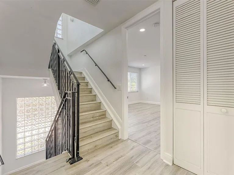 502 SW 4th Ave #1 — Photo 14