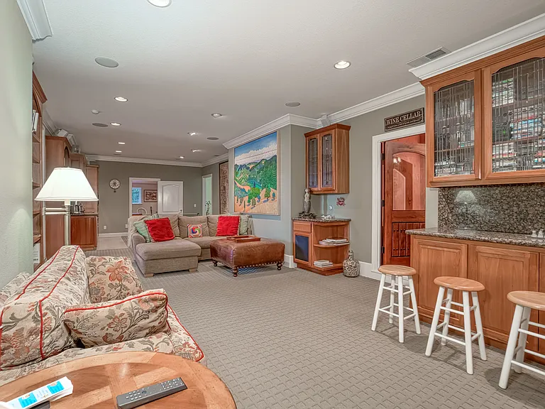 2703 Brush Creek Rd — Photo 49
