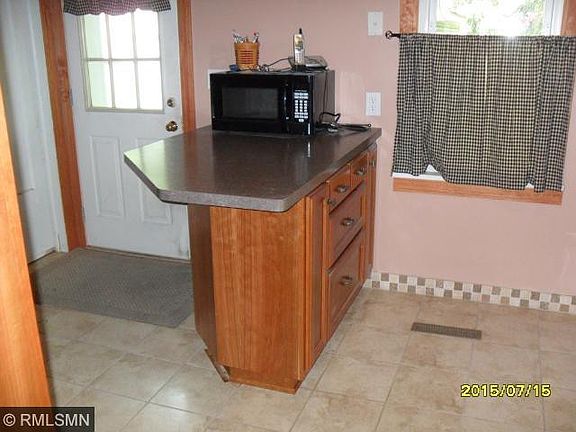 5th image of 1006 Tyler St