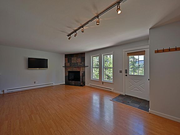 2nd image of 96 Hideaway Dr
