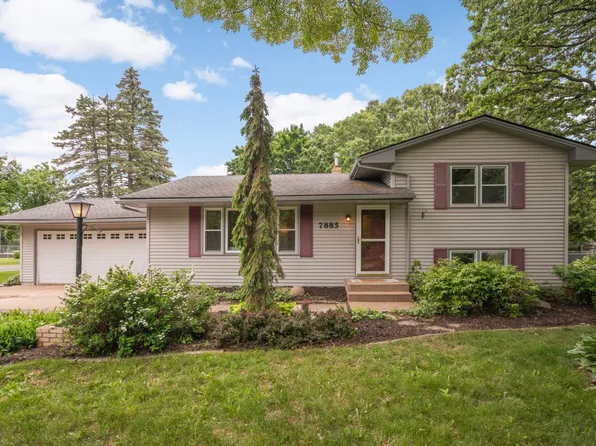 7885 Greenwood Dr, Mounds View, MN 55112
