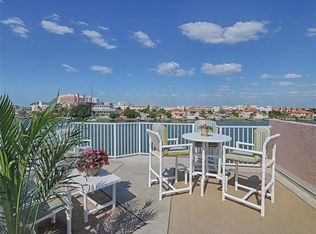620 Bayway Blvd APT 1, Clearwater Beach, FL 33767