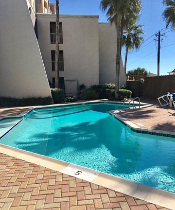 5th image of 4608 Gulf Blvd #304