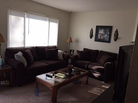 4th image of 3 NE Eastridge Ct APT B