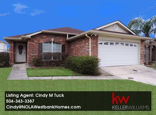 2313 S Parc Green St, Harvey, LA 70058
