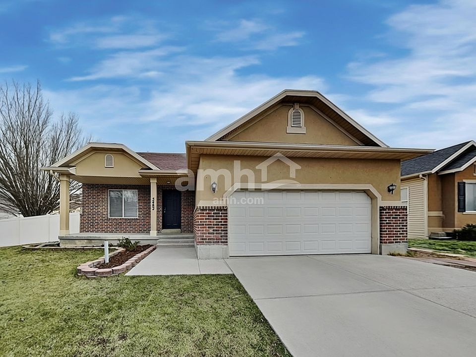 1st image of 5482 N Windsor Way