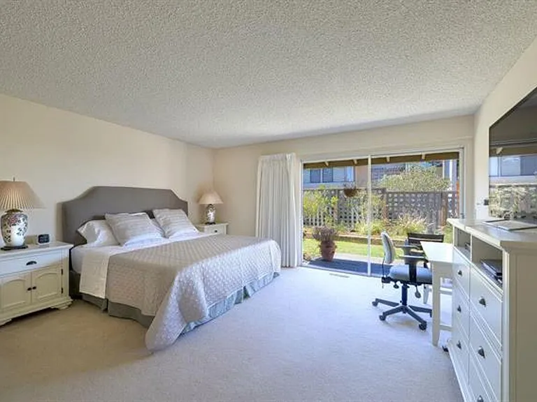 2869 Seventeen Mile Dr — Photo 7