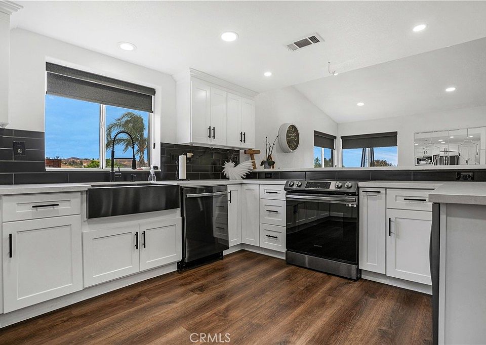 1st image of 30446 S Fork Dr