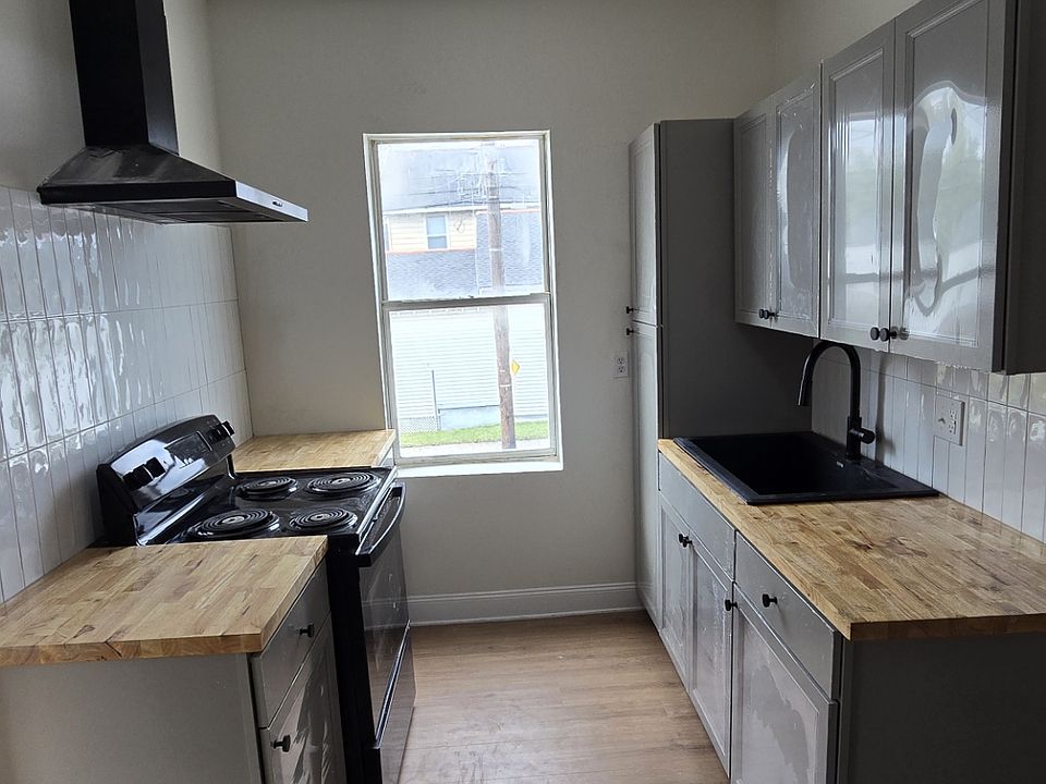 1st image of 2234 Lapeyrouse St #2236A
