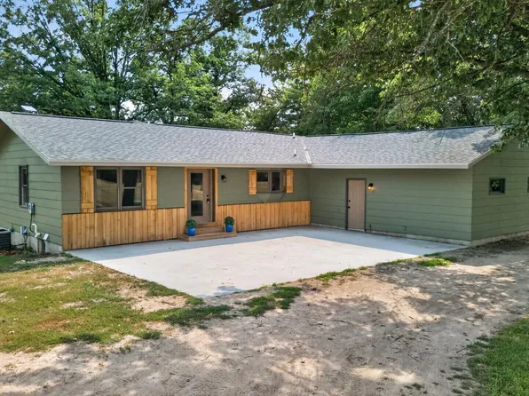 9800 253rd Ave NE, Stacy, MN 55079