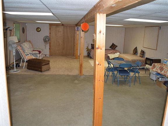 5th image of 23 N Hill Dr
