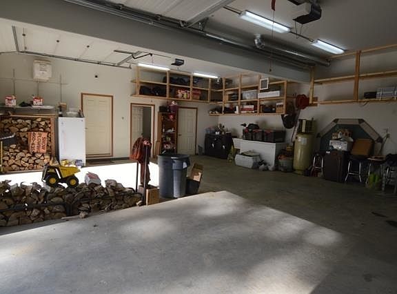 5th image of 4195 Hulme Ct