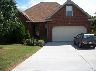 817 Briargrove Dr, La Vergne, TN 37086