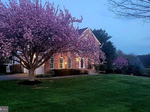 4th image of 3309 Black Steer Dr