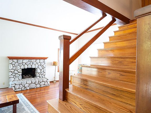 5th image of 4978 Wawona St