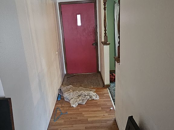 Hall looking back to front door