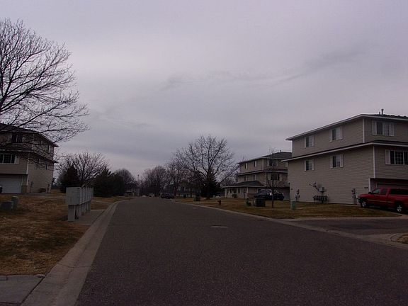 5th image of 2541 Cobble Hill Ct Unit B