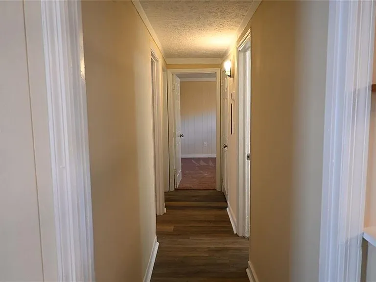 6363 Melrose St — Photo 7